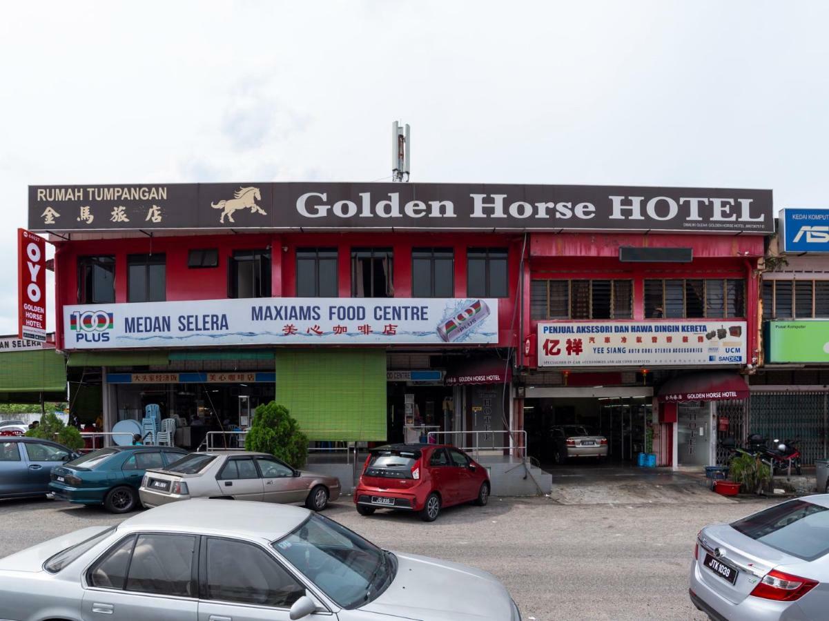 Oyo 44027 Golden Horse Hotel Johor Bahru Exterior photo